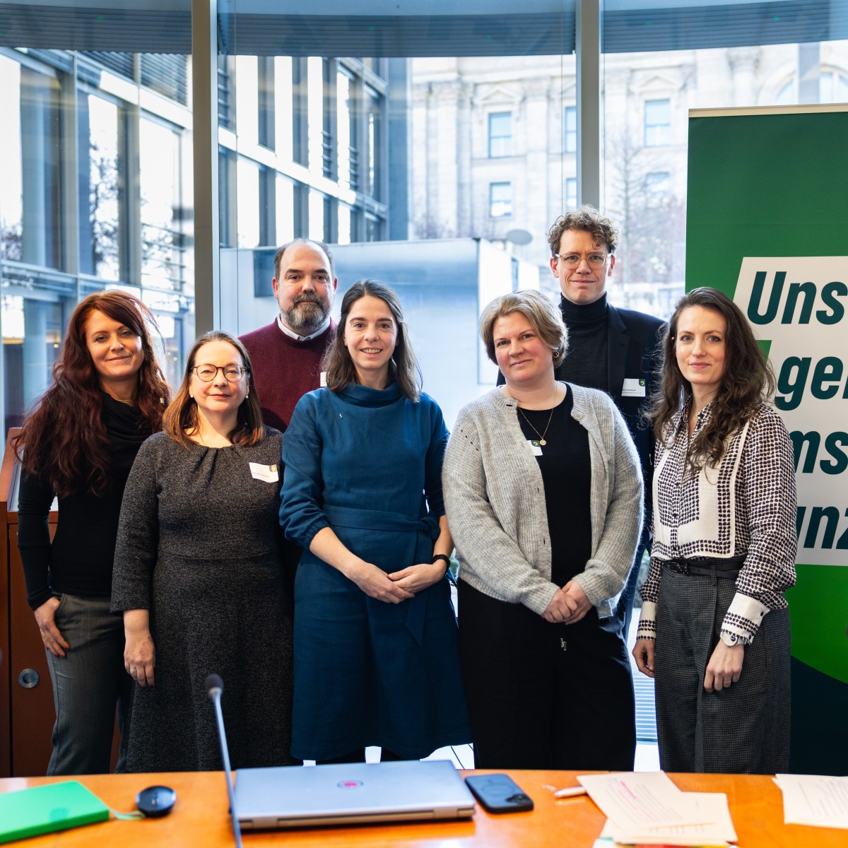 Wie reguilieren wir Fast Fashion richtig? Fachgespräch zur Erweiterten Herstellerverantwortung